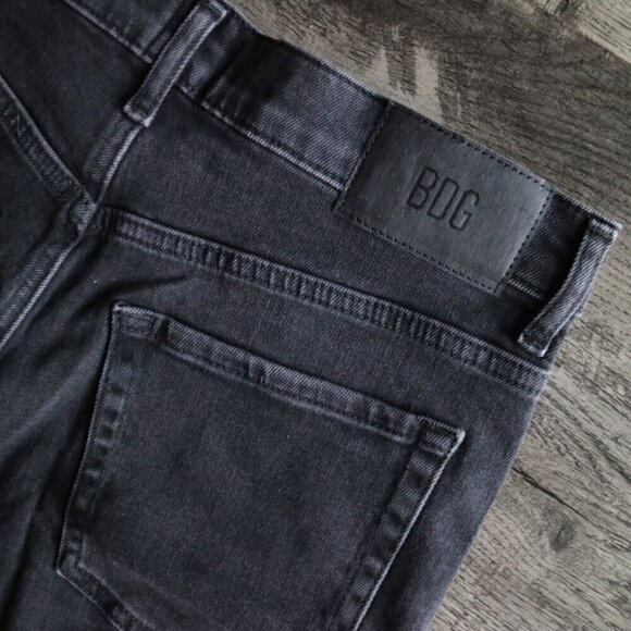 NWT Urban Outfitters BDG Black Shorts Size 26 A Line Denim - Picture 7 of 7